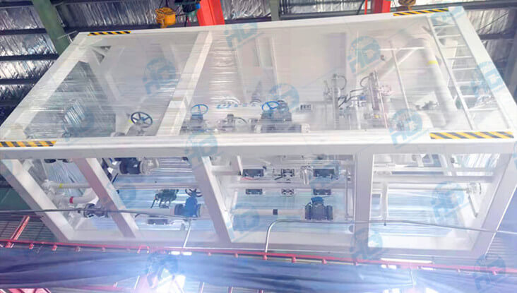Oil-Gas-Water Three-Phase Separation_副本.jpg
